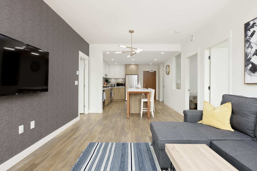 750 Dogwood st-219