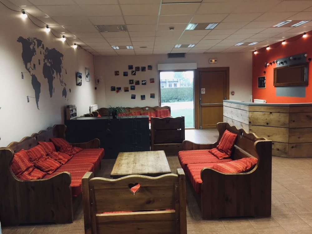 Auberge de Jeunesse HI Pontarlier view 3