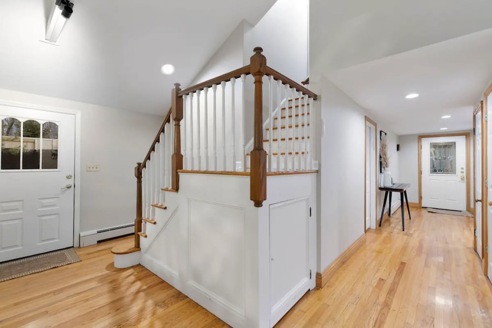 Cozy Winter Escape 1 Hr From NYC Trails Nearby