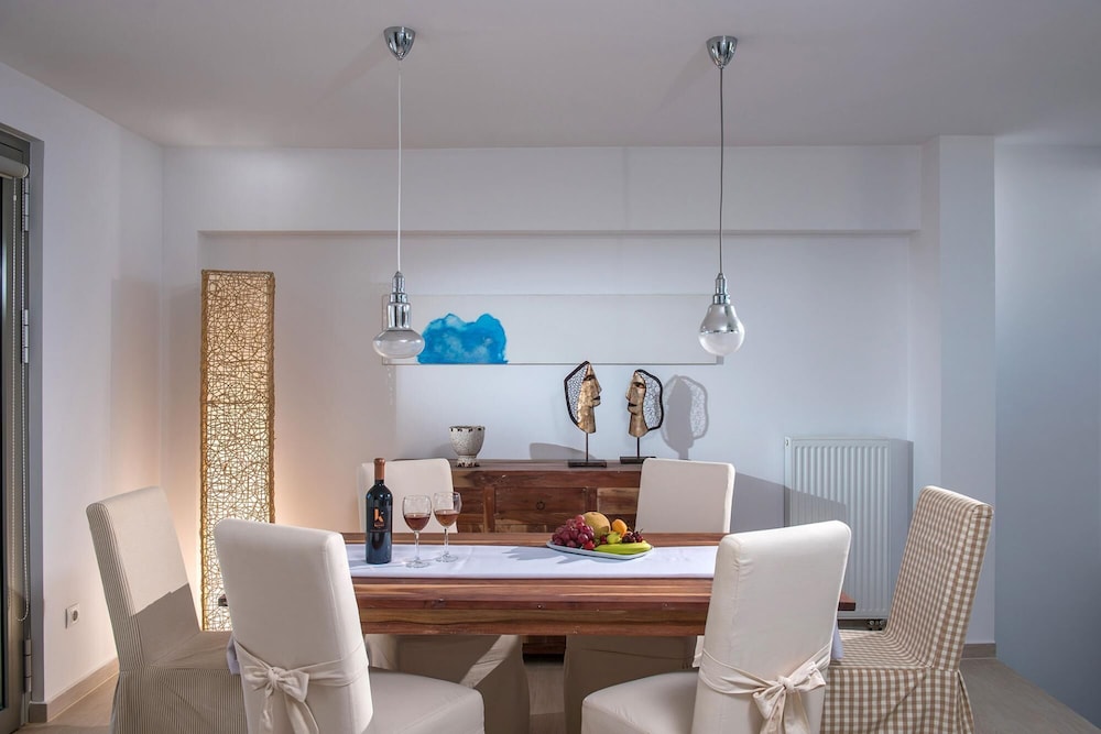 Villa Perseides by Enorme view 5