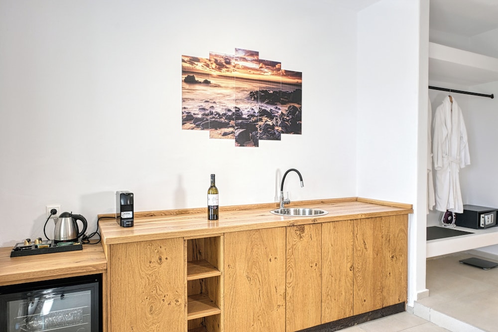 Aloft Suites Mykonos Island