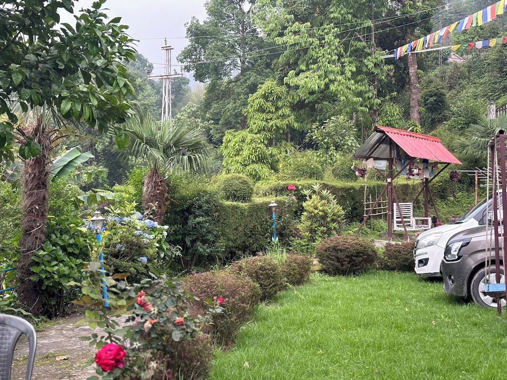 Khi Gha Thang Retreat