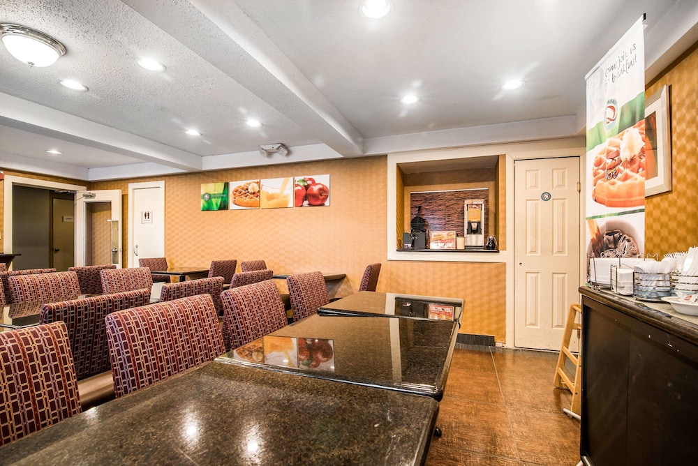 Rutland Vacations - Quality Inn Rutland - Property Image 8