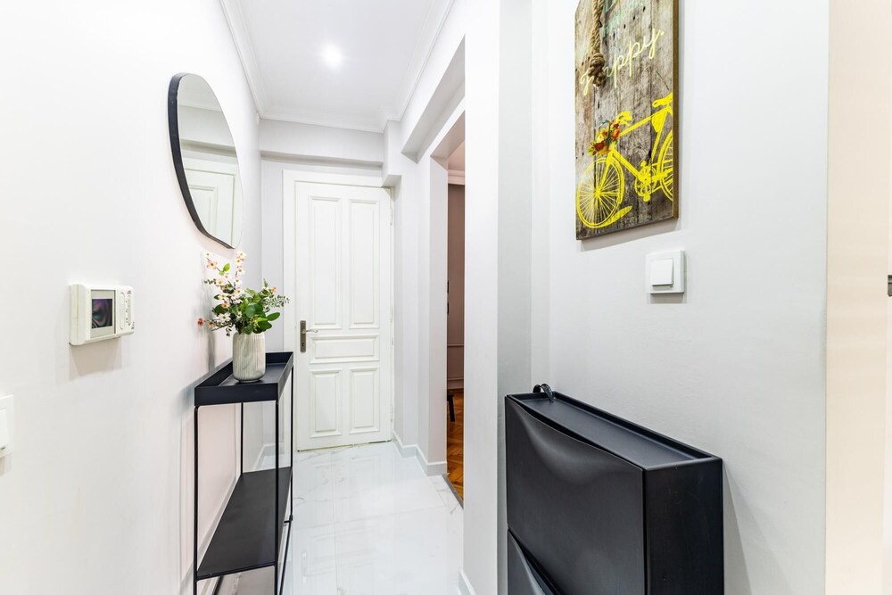 Flat Near Marina and Marmaray in Bagdat Avenue
