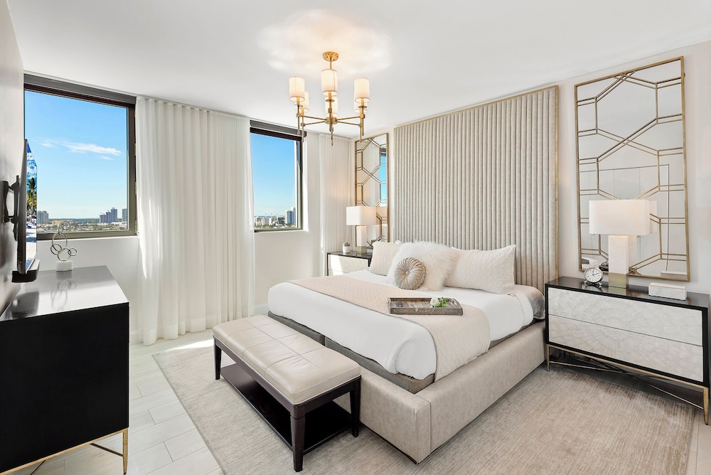 Luxury Vacation Rentals at The Setai by LRMB