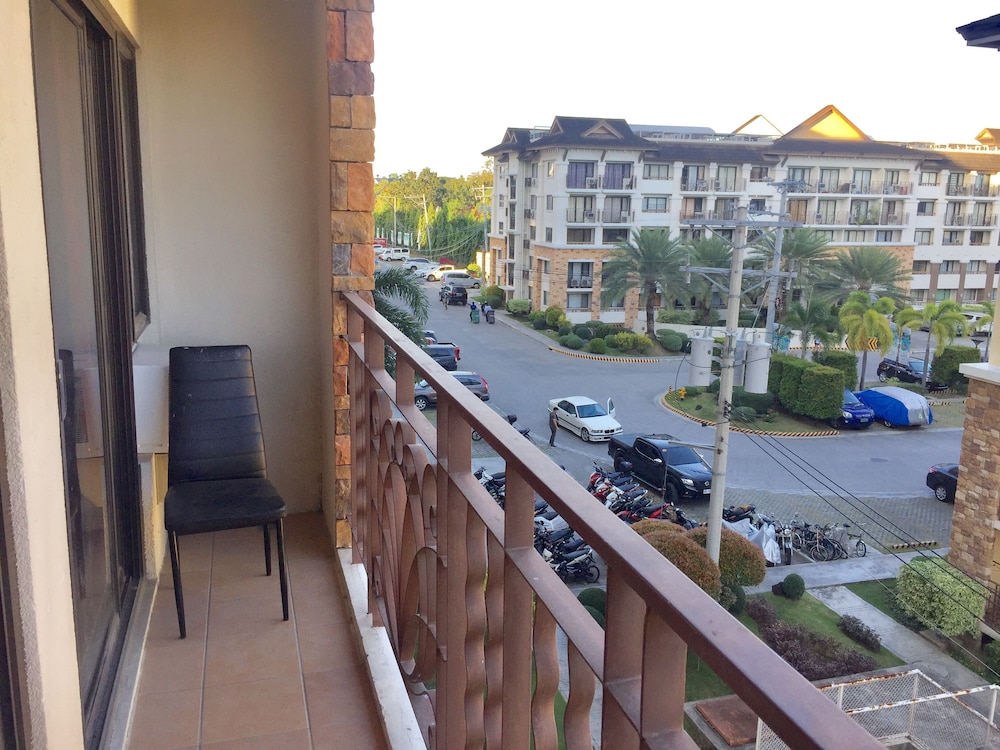 Sta. Maria Homes at One Oasis Cebu Condo