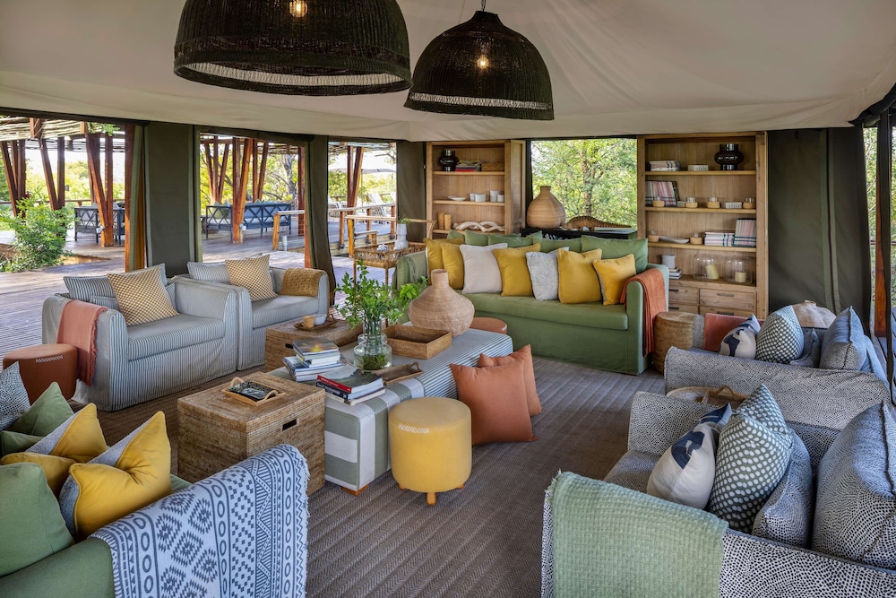 Simbavati Hilltop Lodge