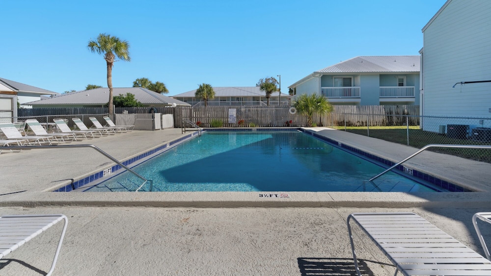 Beachside Stay w/ Pool & Beach Access + Free Attraction Tickets!