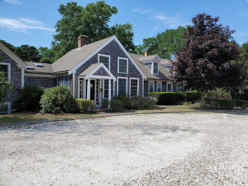 Hotel Rugosa Guest House