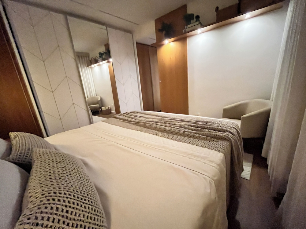 CM 304 - luxo conforto em frente ao mar