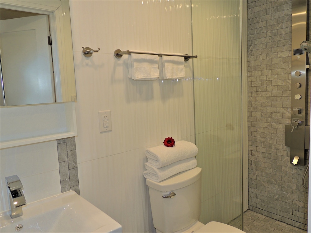 iResidence in Toronto- Vacation Home