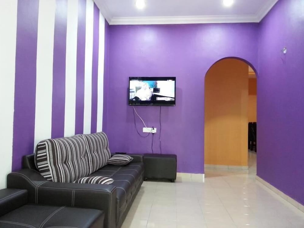 Noor Homestay