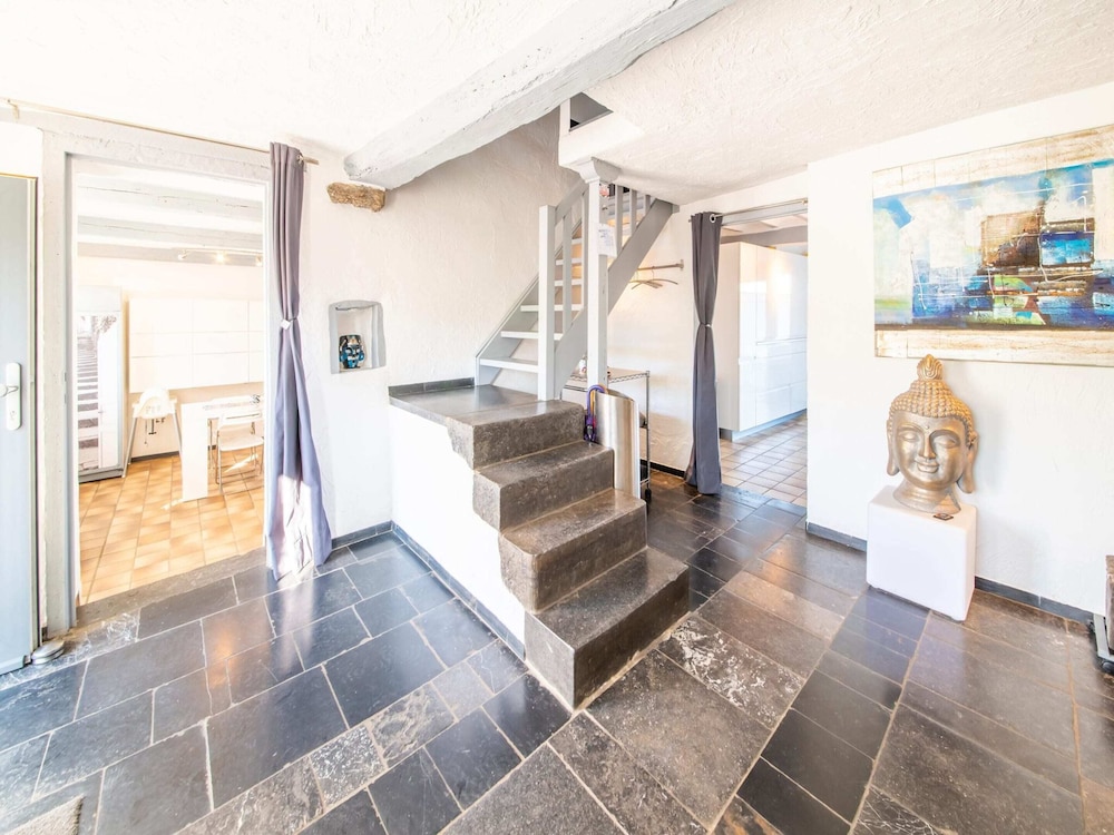 Cozy Holiday Home in La Reid With a Whirlpool