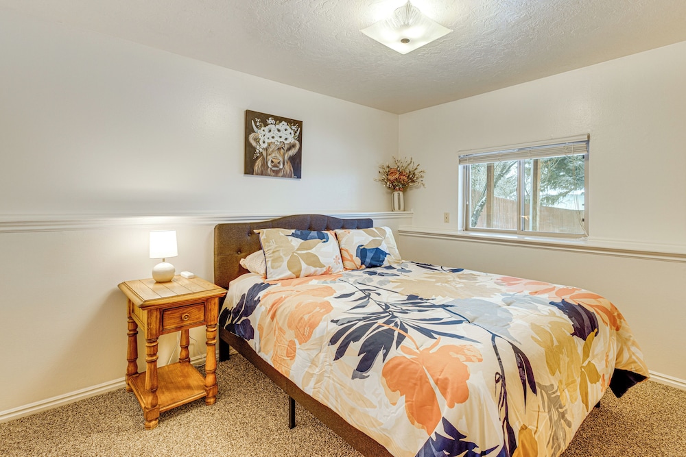 Fenced Yard, Patio: Family-friendly Pocatello Home