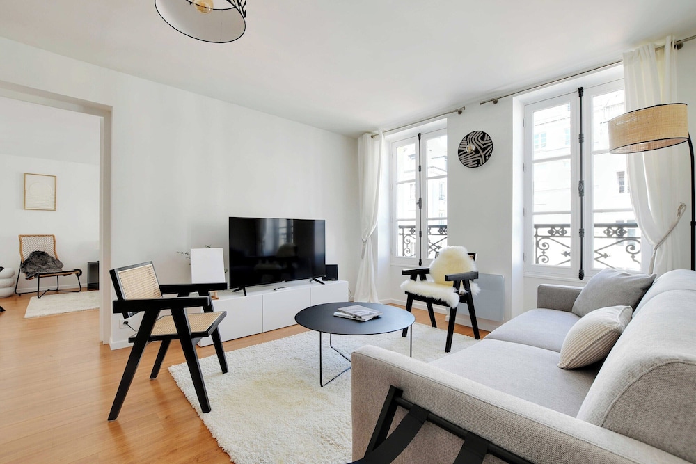 Elegant Apt - 1bdr/4p - Marais / Place des Vosges