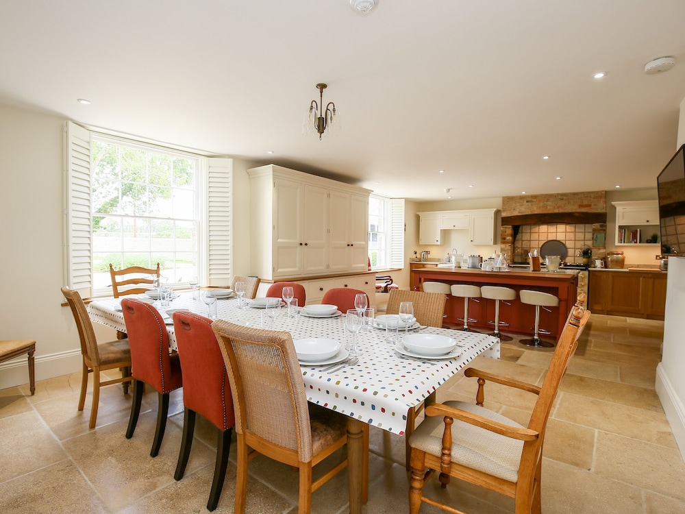 Shifford Manor Farm