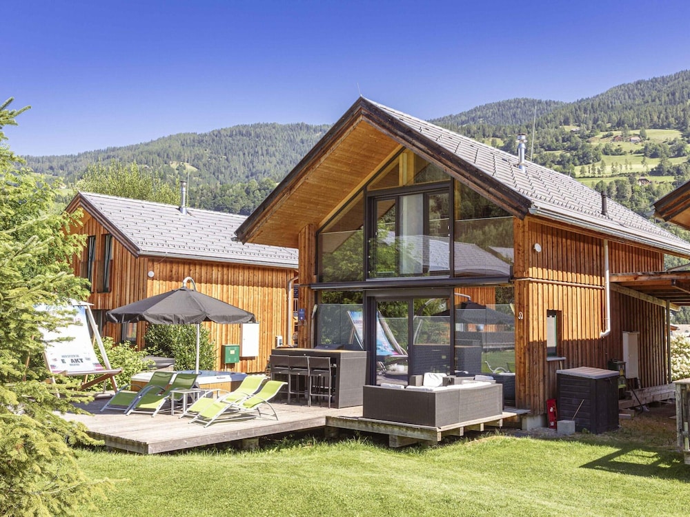 Attractive Chalet With hot tub