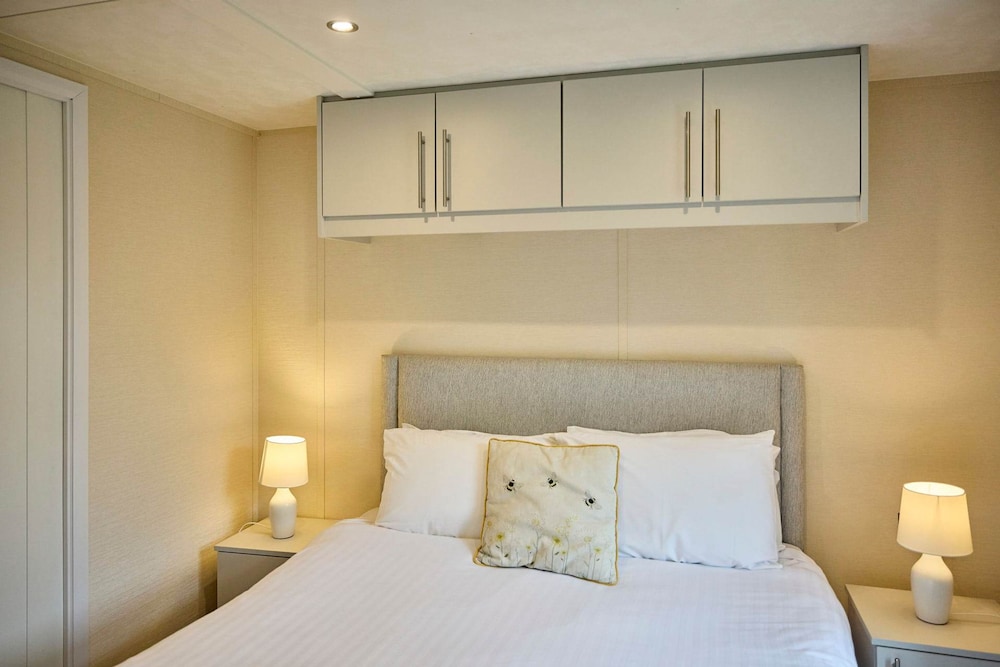 Host Stay Nightingale Lodge