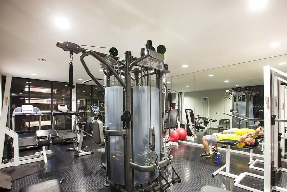 A 3BR Apt Next to Southern Cross, Free Parking