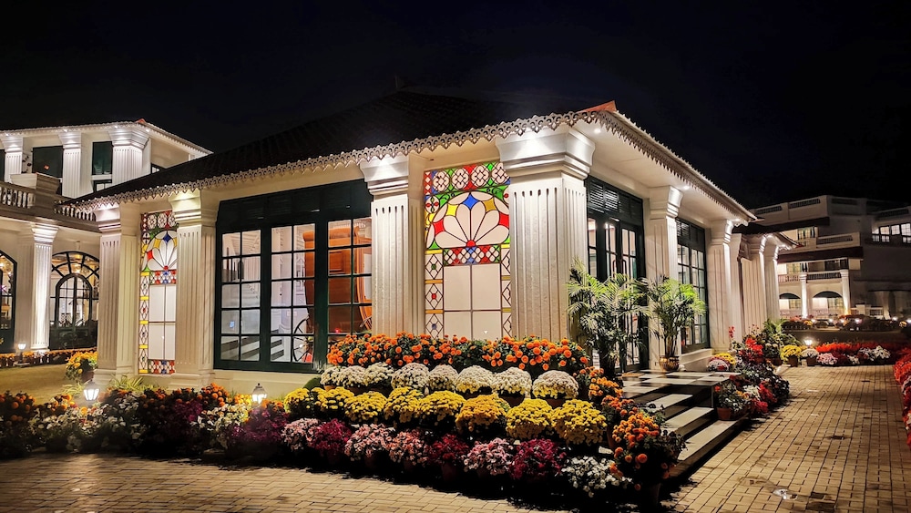 RESORT TITLI
