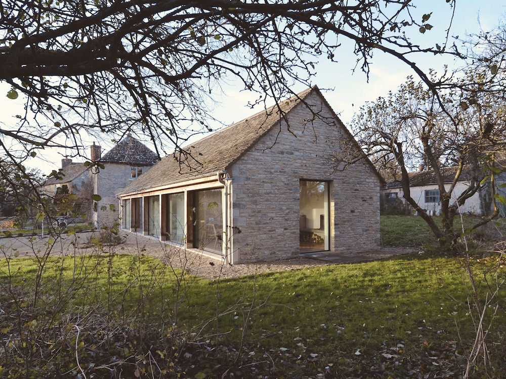 High Cogges Farm Holiday Cottages The Cart Shed