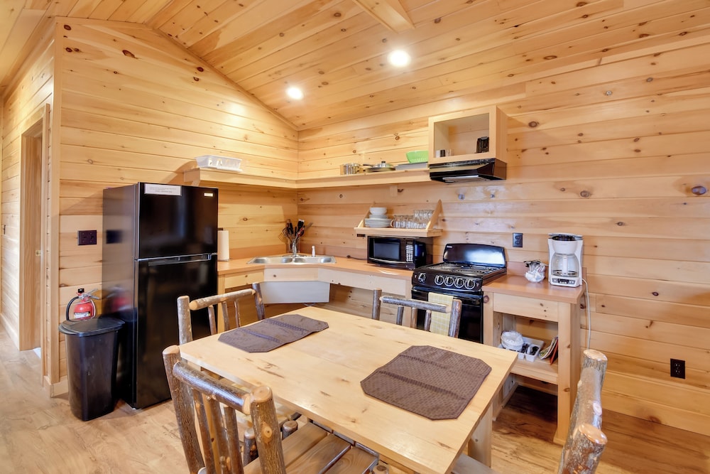 Bayfront Cabin w/ Docks & Access to Lake Ontario!