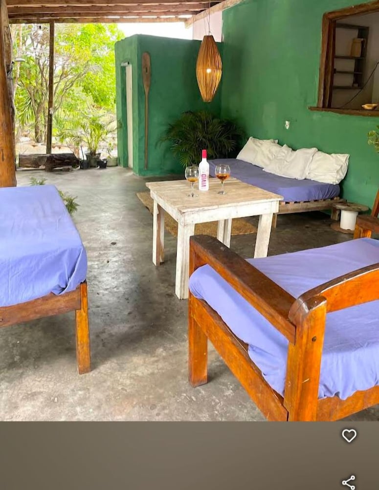Hostel Mata House