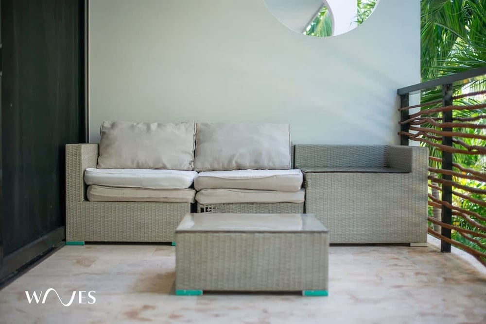 2 Br Luminous and Spacious Pool View Apt