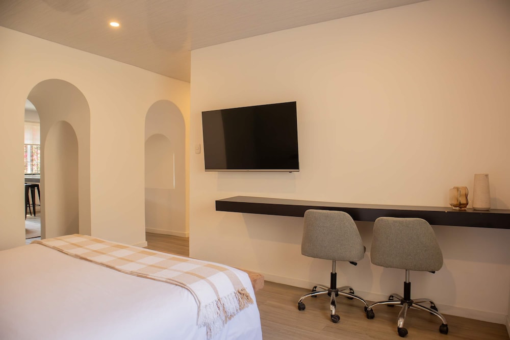 w Exceptional 1BR w Terrace in Miraflores