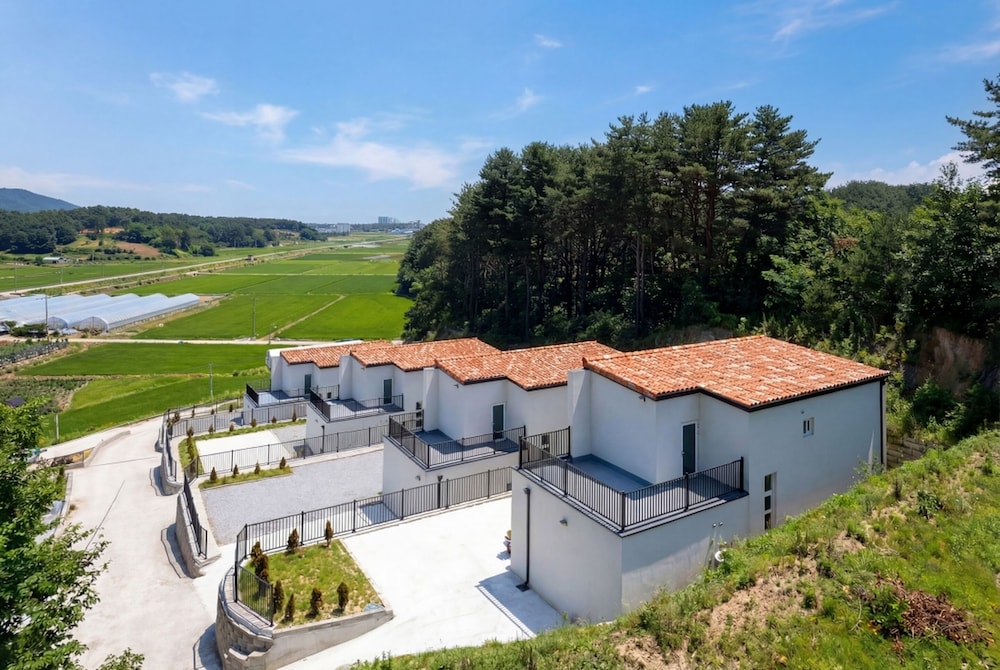 Gangneung Thenext Pension
