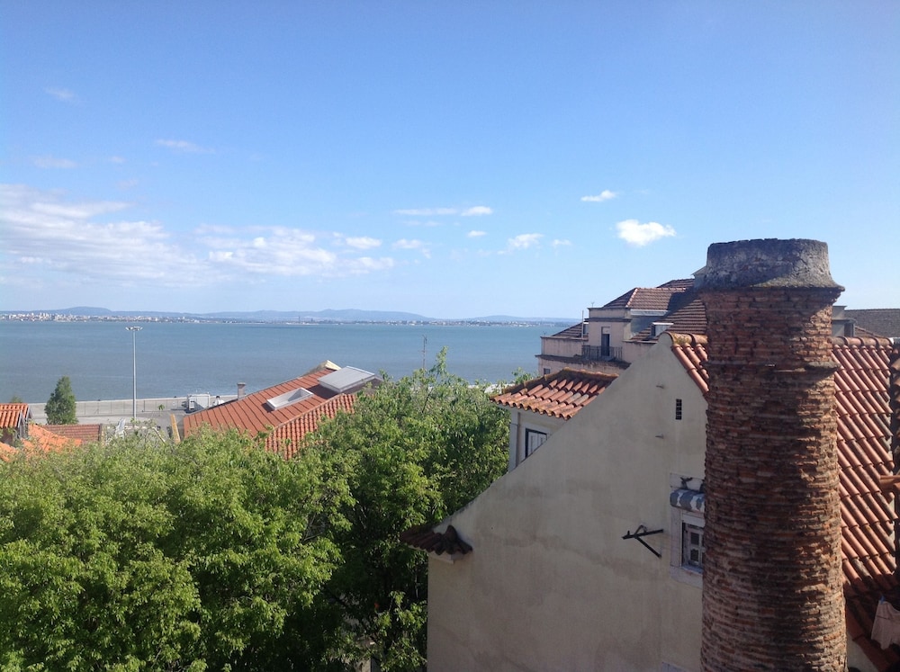 Xavier - Alfama River View by Team4You