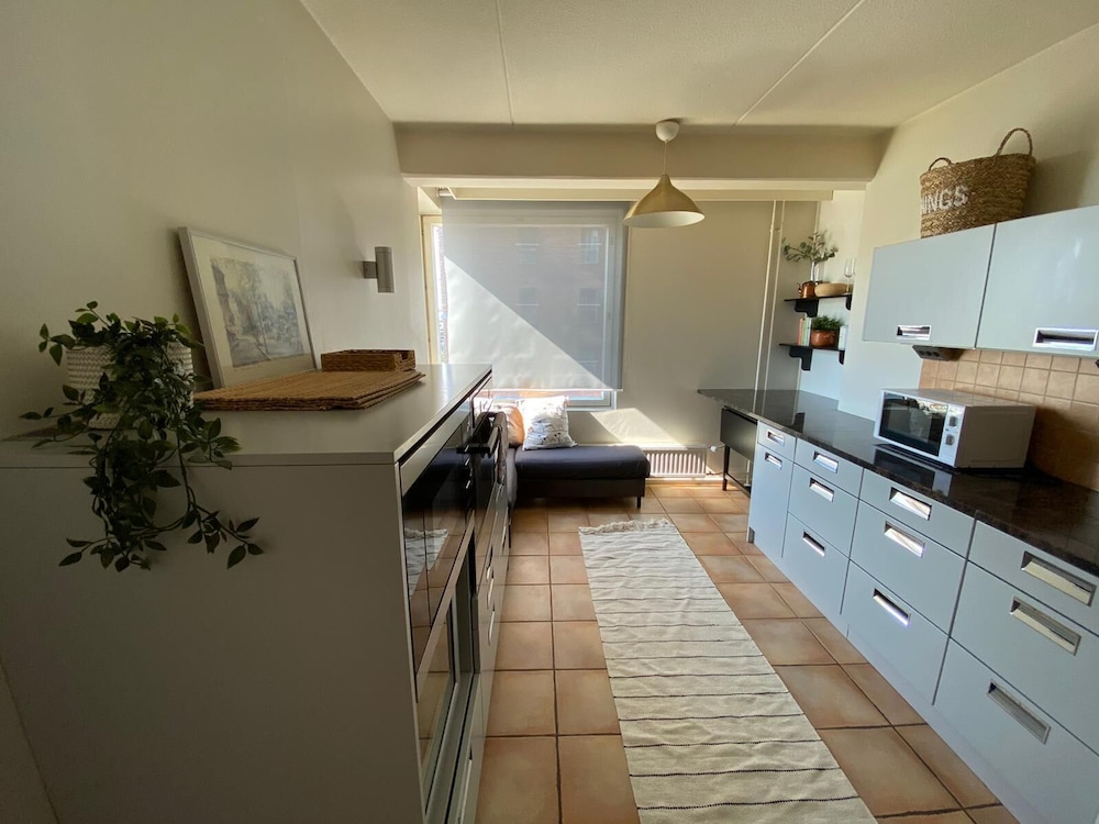 1BR home with Seaview Sauna and Balcony view 5