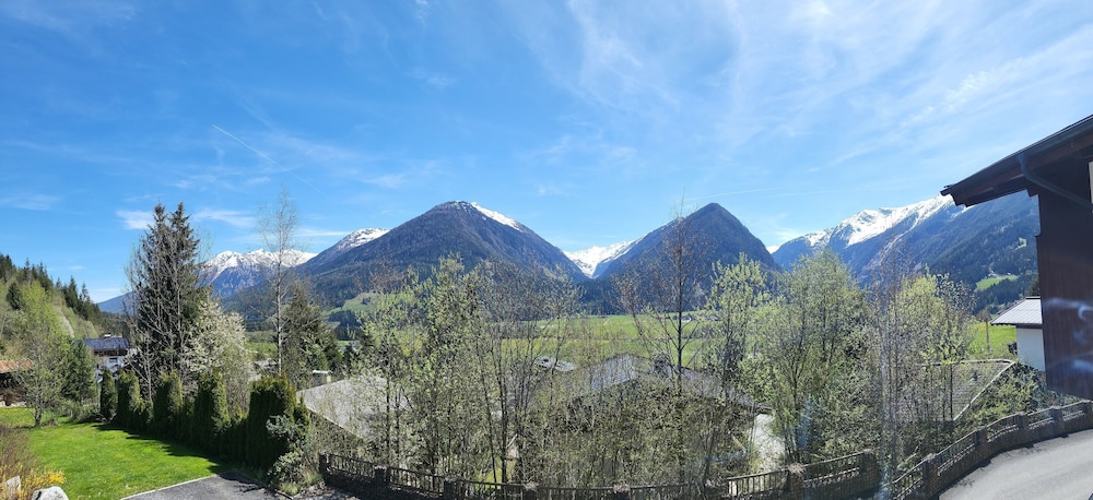 Penthouse in Wildkogel With Mountain Views