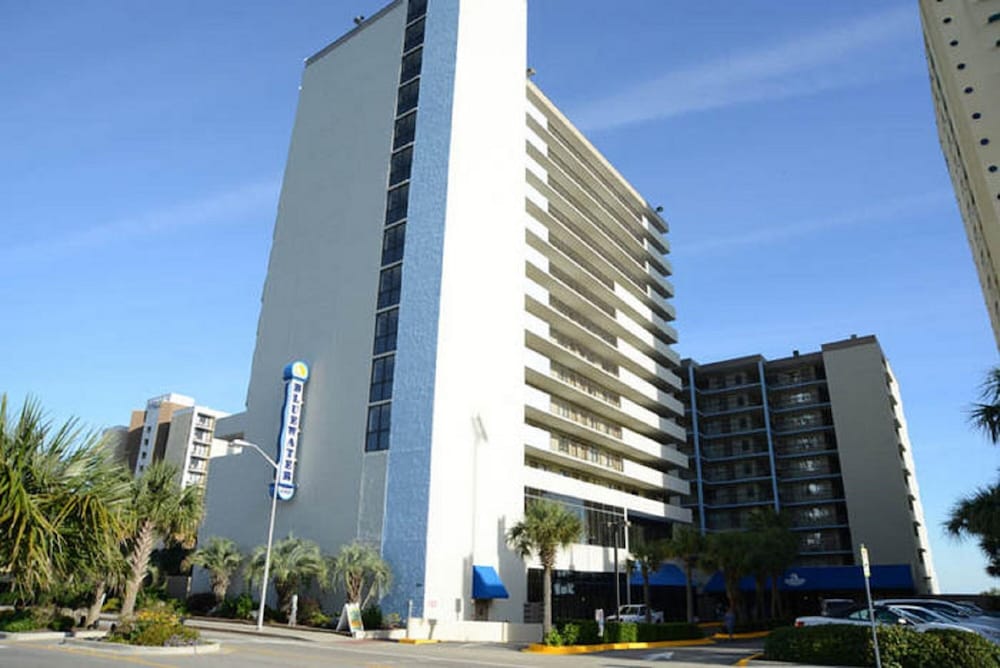 Bluewater Resort by Elliott Beach Rentals