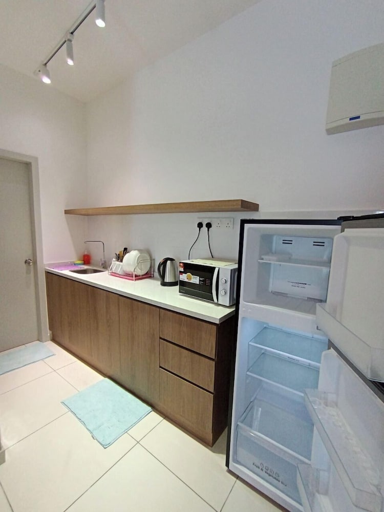 Garden Flat Apartment in Grosvenor Place