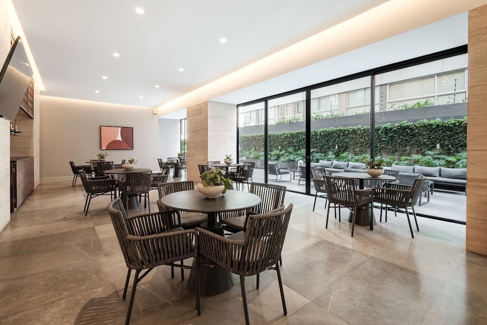 Nido at Neuchatel Polanco view 5