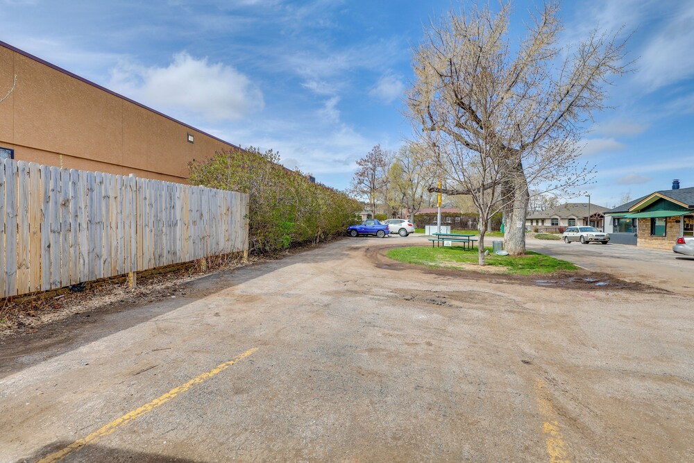 2 Mi to Black Hills Natl Forest: Convenient Pad!