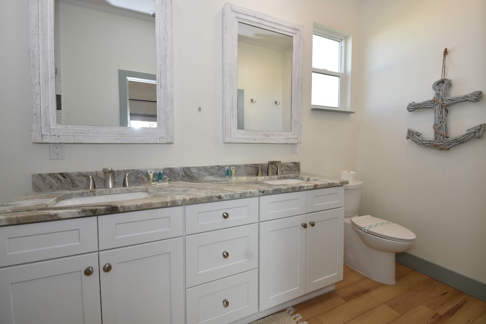 Casa Blanca 3 2 New Beach Home With Heated Pool