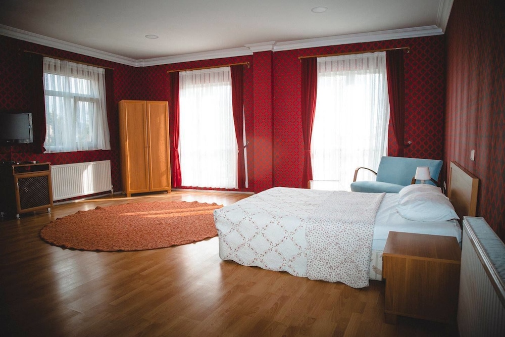 Azim Otel - Property Image 23