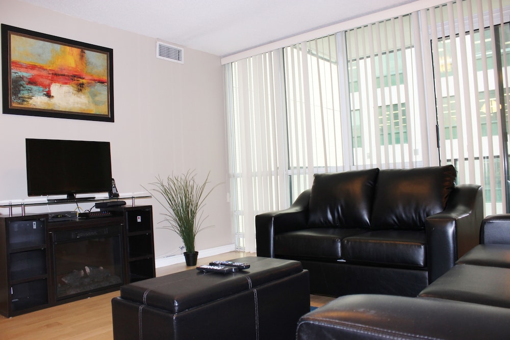 WhiteHall Suites- Yorkville