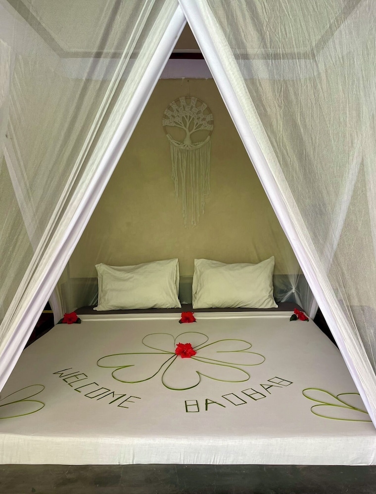 Baobab Bungalows