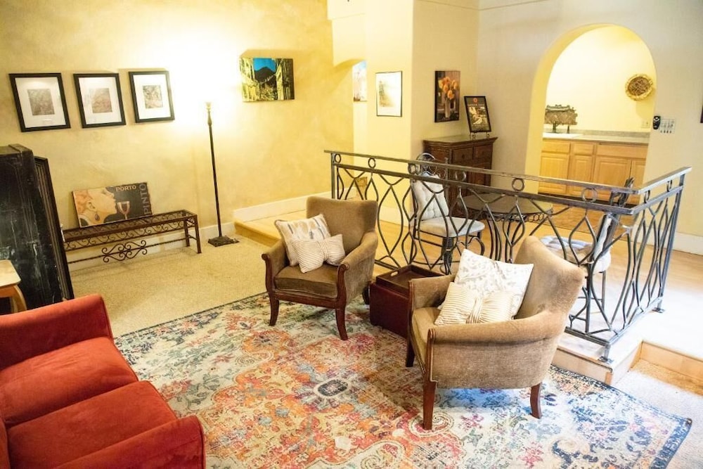 Letson Loft Hotel