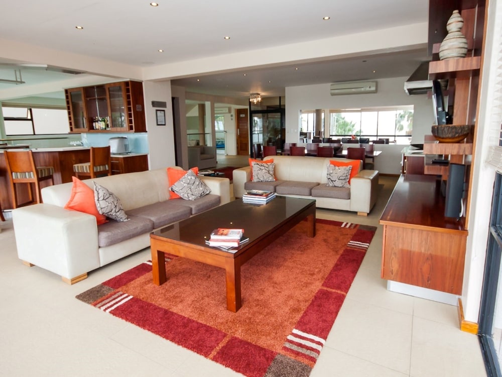 Oceana Palms Luxury Guest House view 2