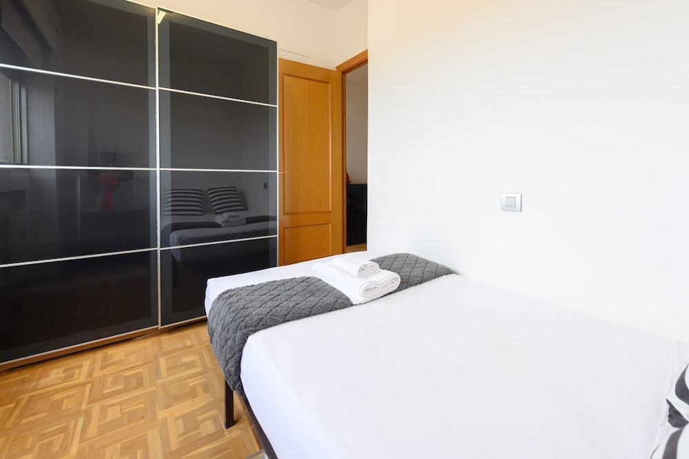 M Agpe322 Piso de 2 Dormitorios con Vistas a la C