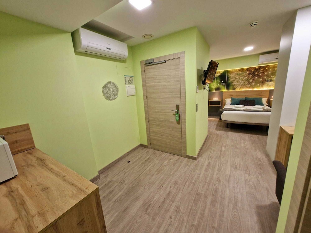 Feeling Home - Suites&Rooms