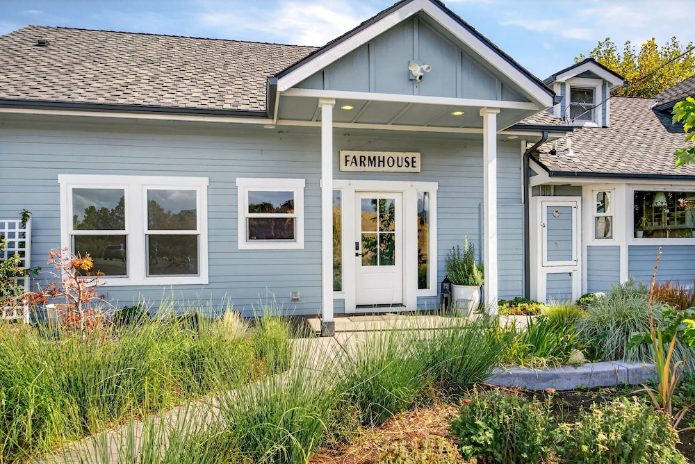 Meadowsweet Farm by WanderLodges