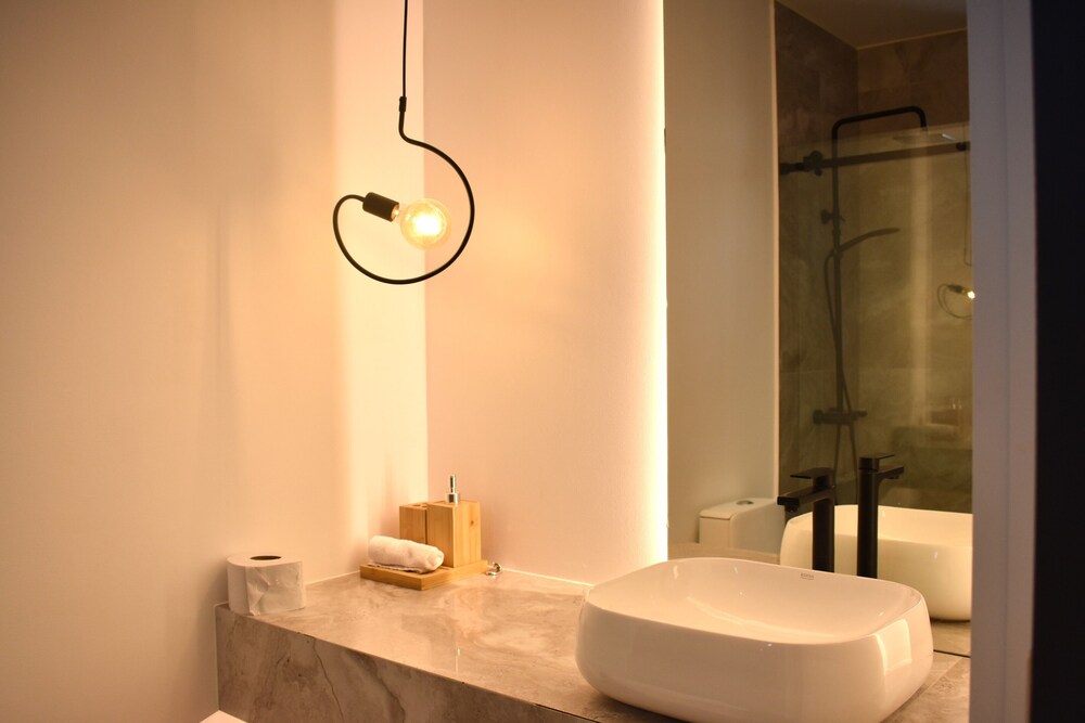 Xoe Mini-suites and Apartments