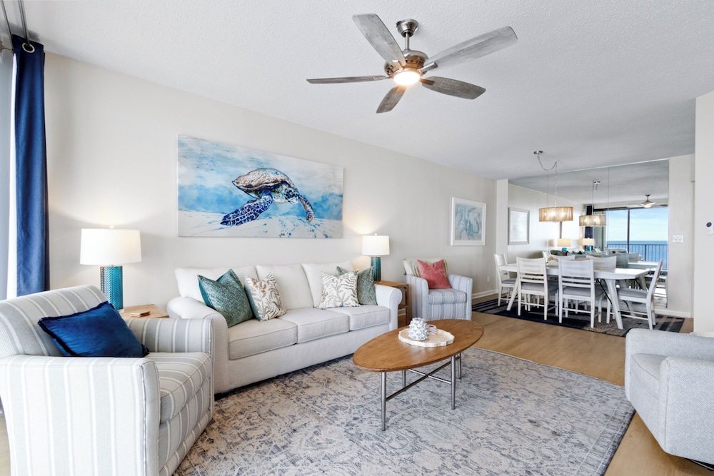 Windward Pointe 1502