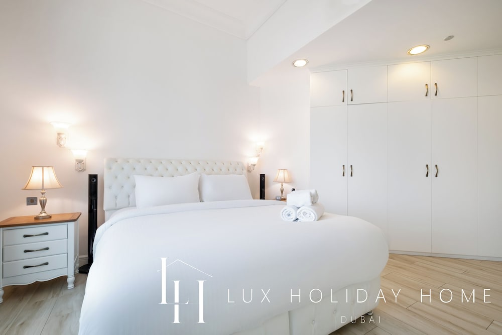 LUX The Shoreline Sea View Suite