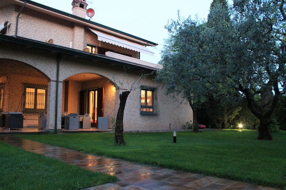 Photo 40
